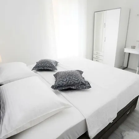 Marinela Apartman