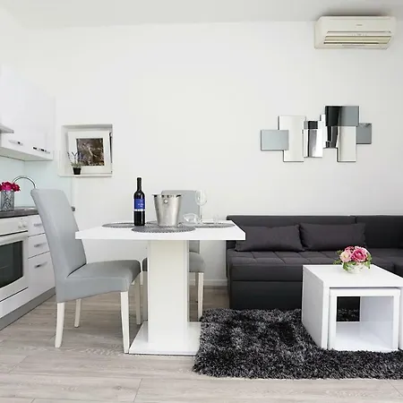 Marinela * Σπλιτ