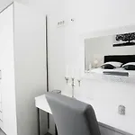 Apartment Marinela *