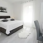 Marinela Apartment Split