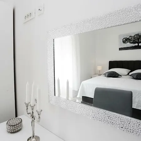 Marinela Apartman